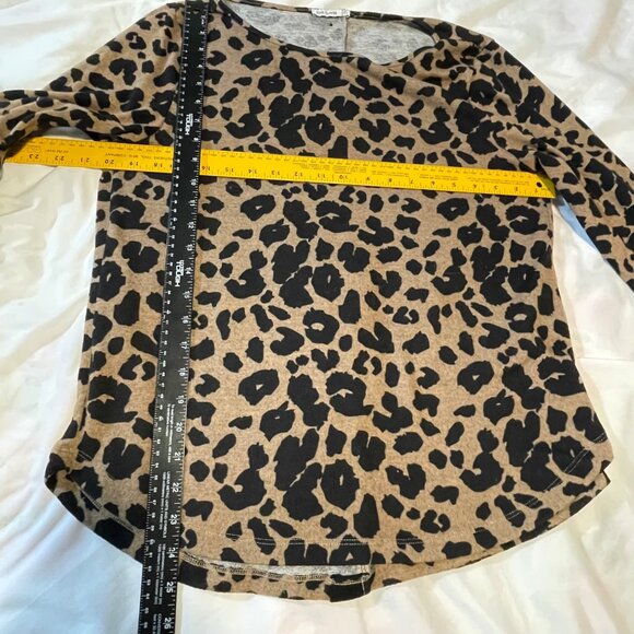 Leopard Large Petite Long Sleeve Top Faux Suede Elbow Pink Clover Shirt - Picture 3 of 8